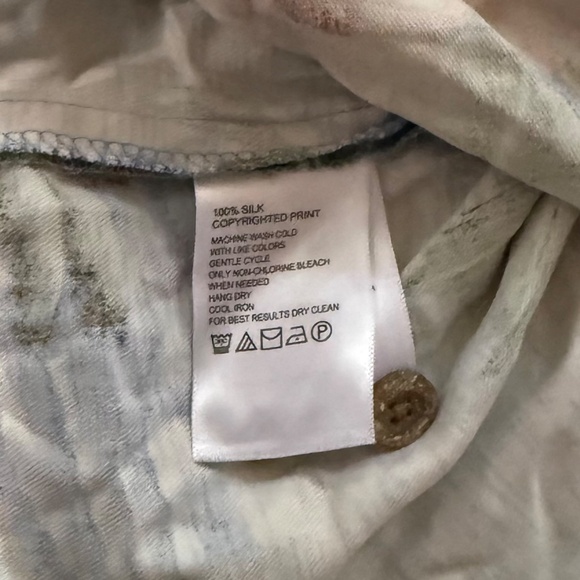 Tommy Bahama Silk Shirt - Picture 3 of 3